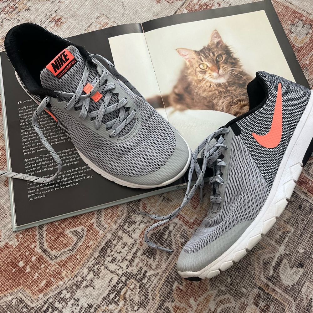 Nike Flex Experience Gray and Orange Running Shoes
